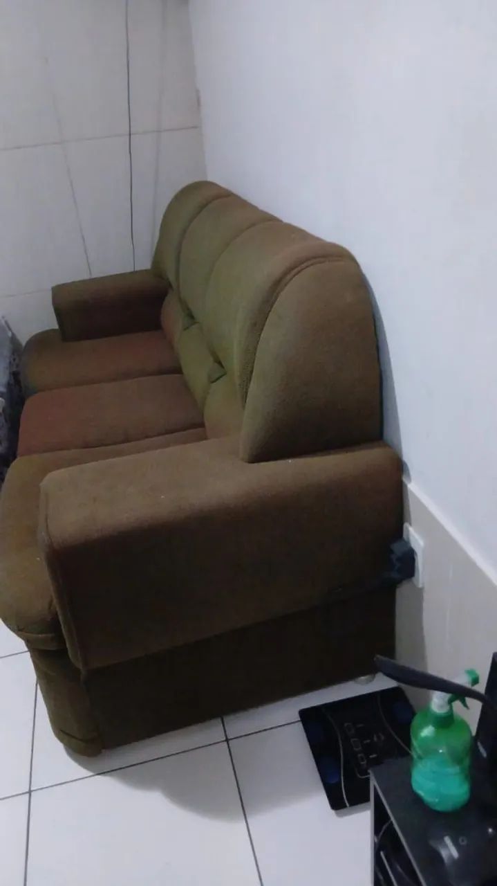 Sofá 3 lugares ( acompanha capa) - Foto 3