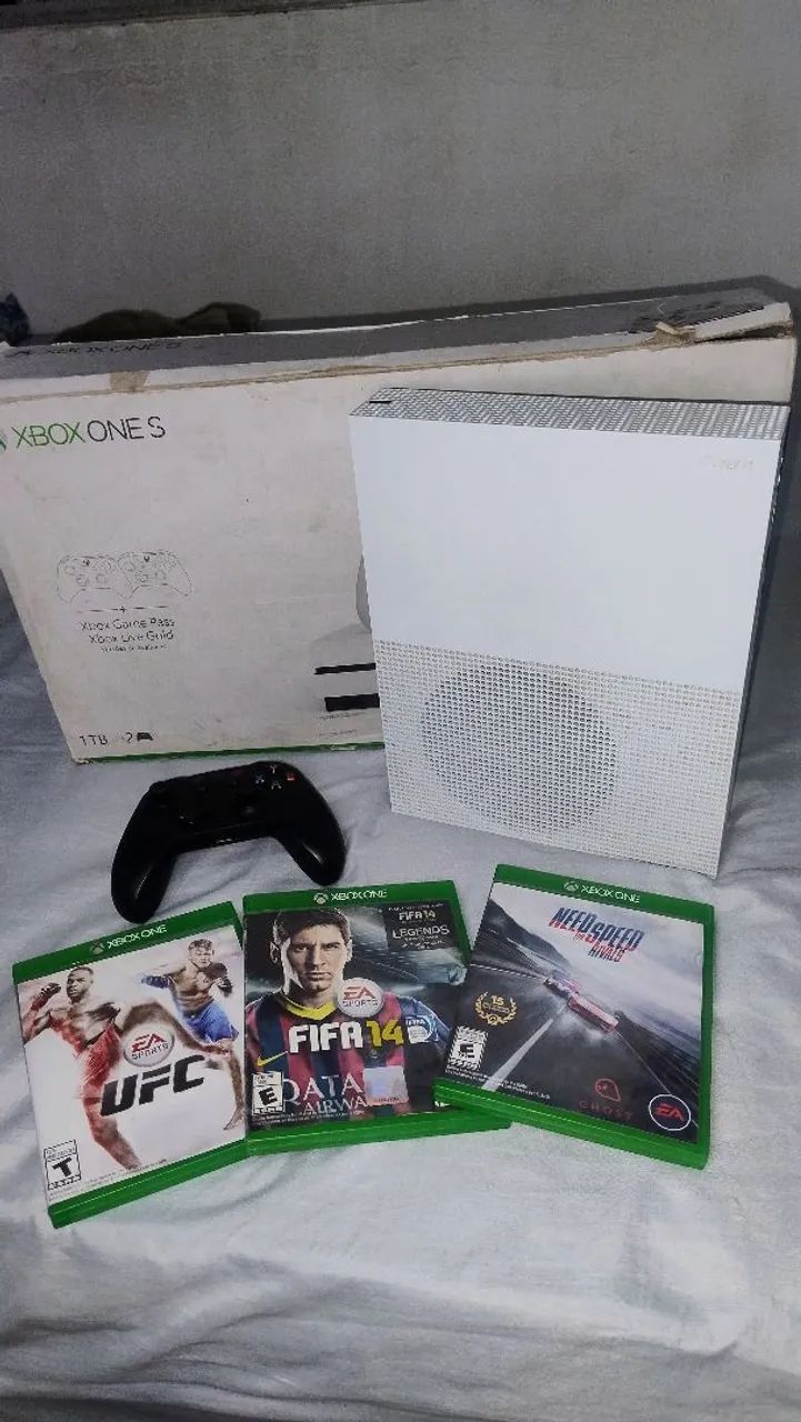 Xbox One S 1TB 