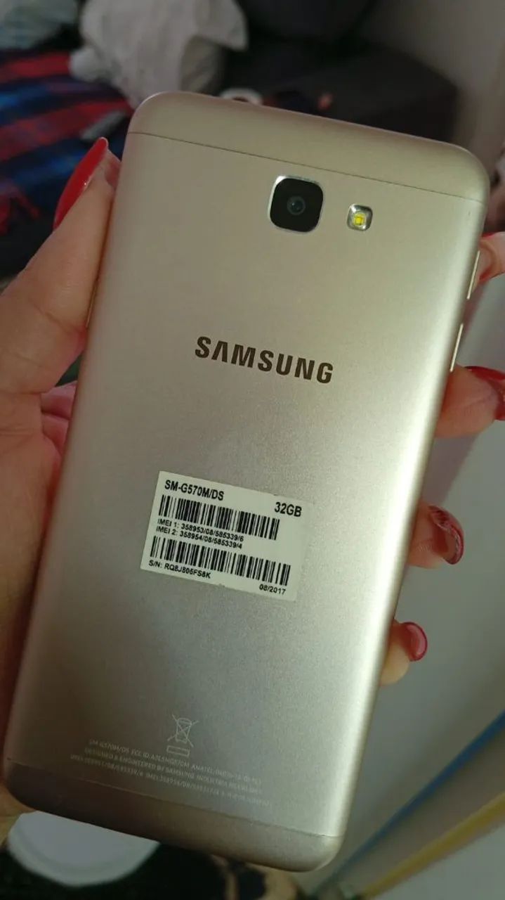Celular Samsung Galaxy J5