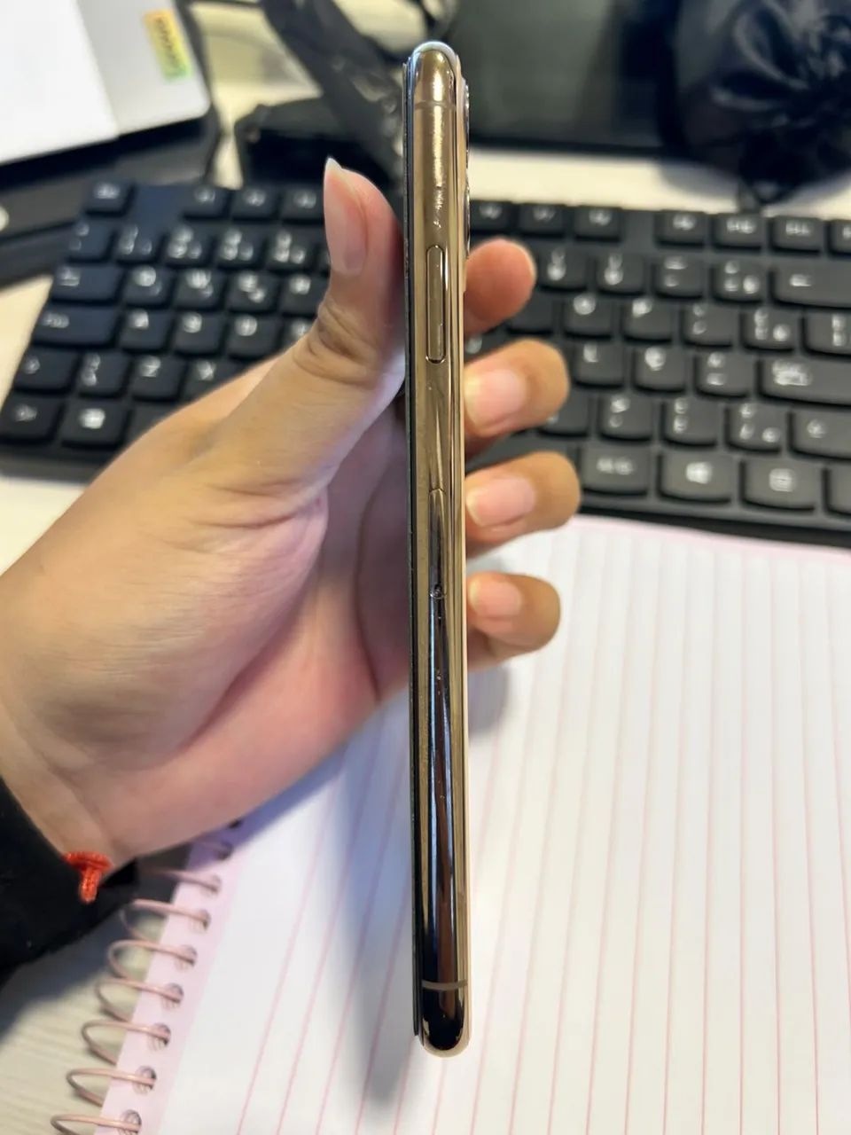 iPhone 11 Pro Max 256GB dourado - Foto 4
