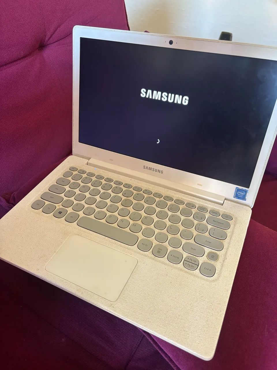 Notebook Samsung flash F30 Branco giz - Foto 4