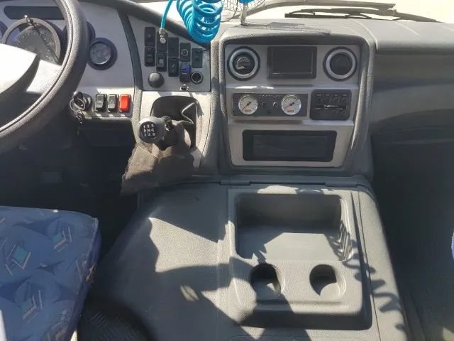 MICROONIBUS VOLARE V8 LONGO - Foto 8