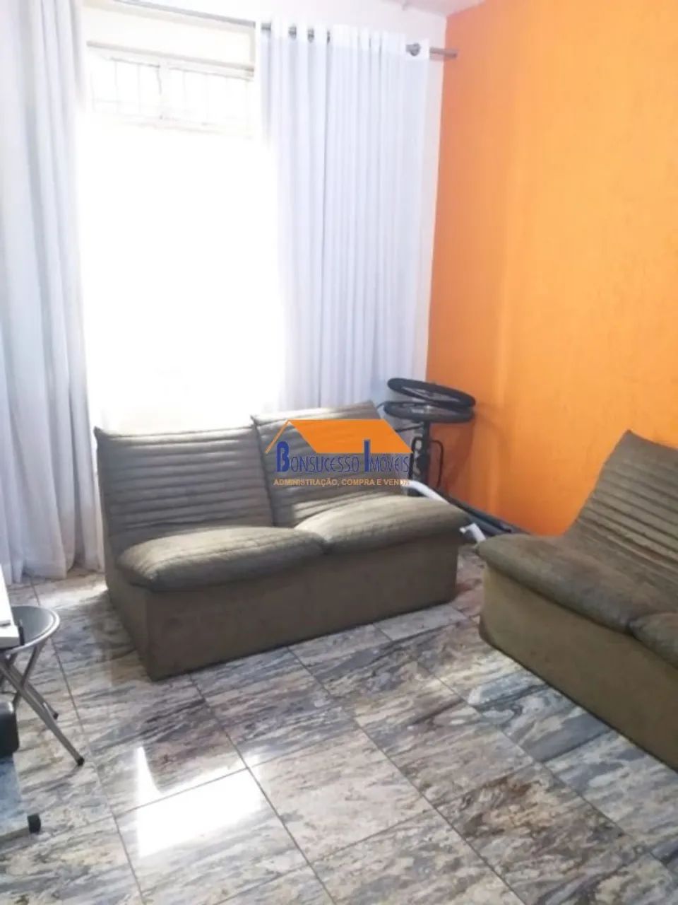 Cobertura de 4 quartos no bairro Silveira