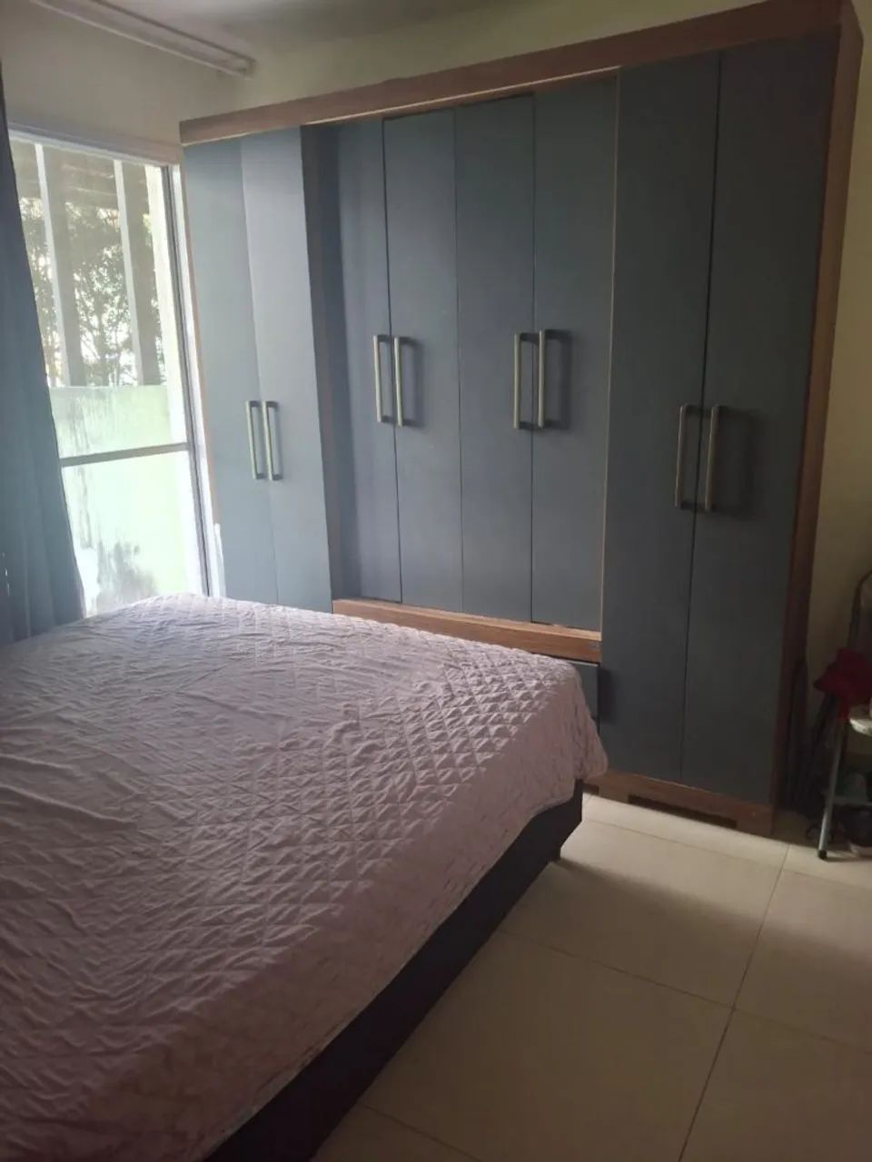 Vende-se apartamento térreo.