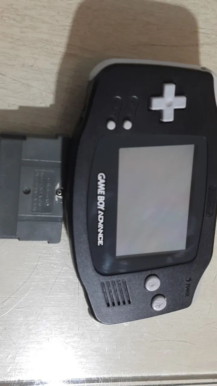 Game boy advance + donkey kong