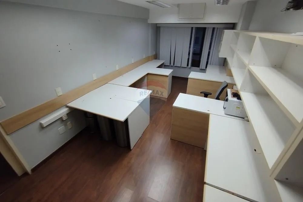 Sala Comercial Semi Mobiliada com aproximadamente 100m², para locação na Praia do Canto. - Foto 5