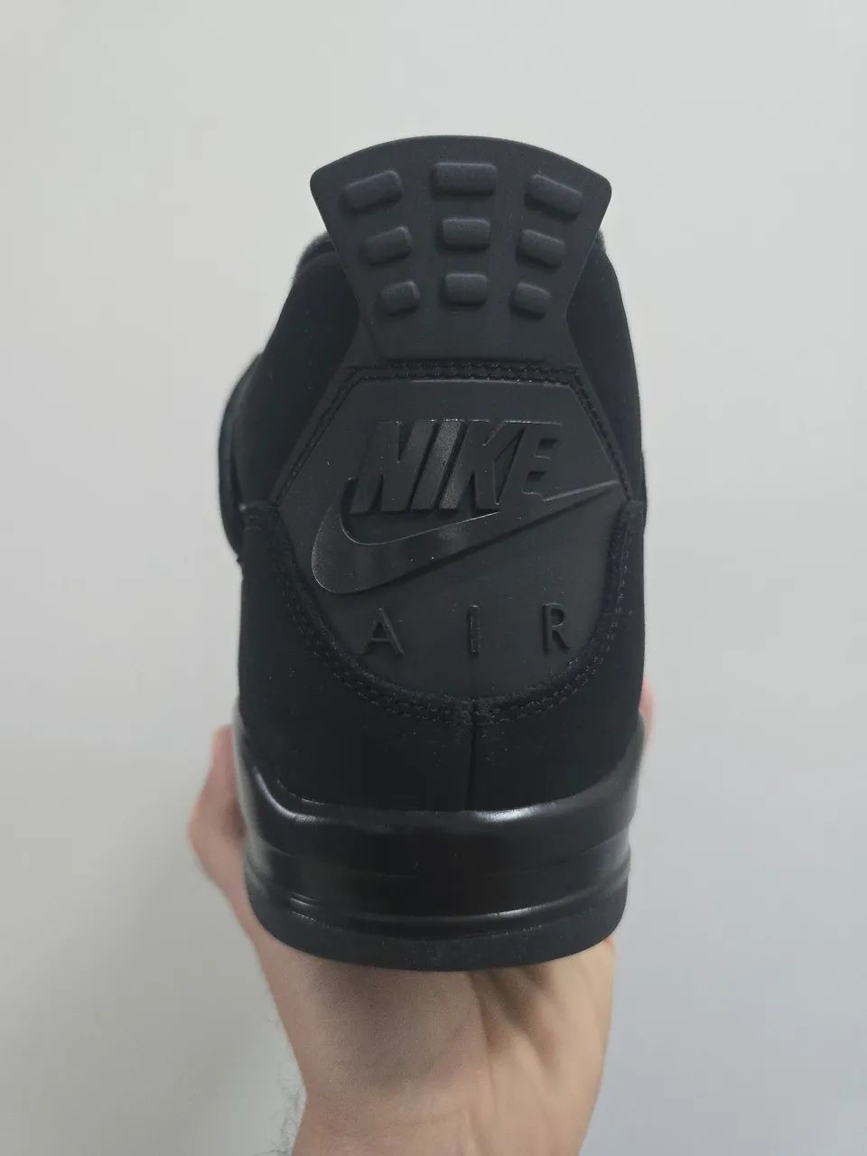 Air Jordan 4 Black Cat 45 ou 46 - Foto 3