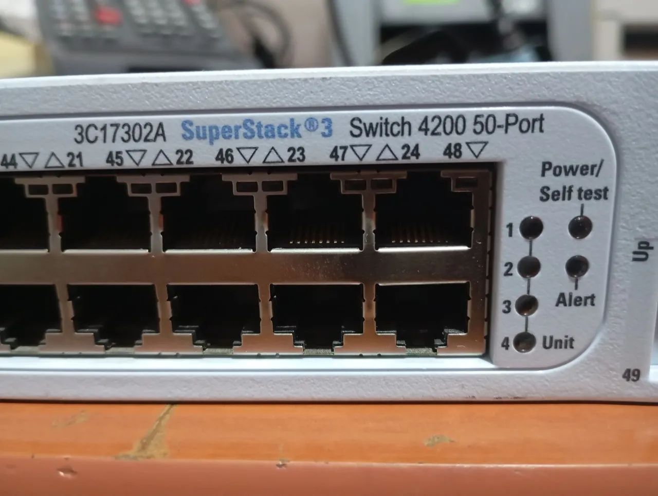 Switch 3COM SuperStack 3 Switch 4200 50 portas 10/100. - Foto 4