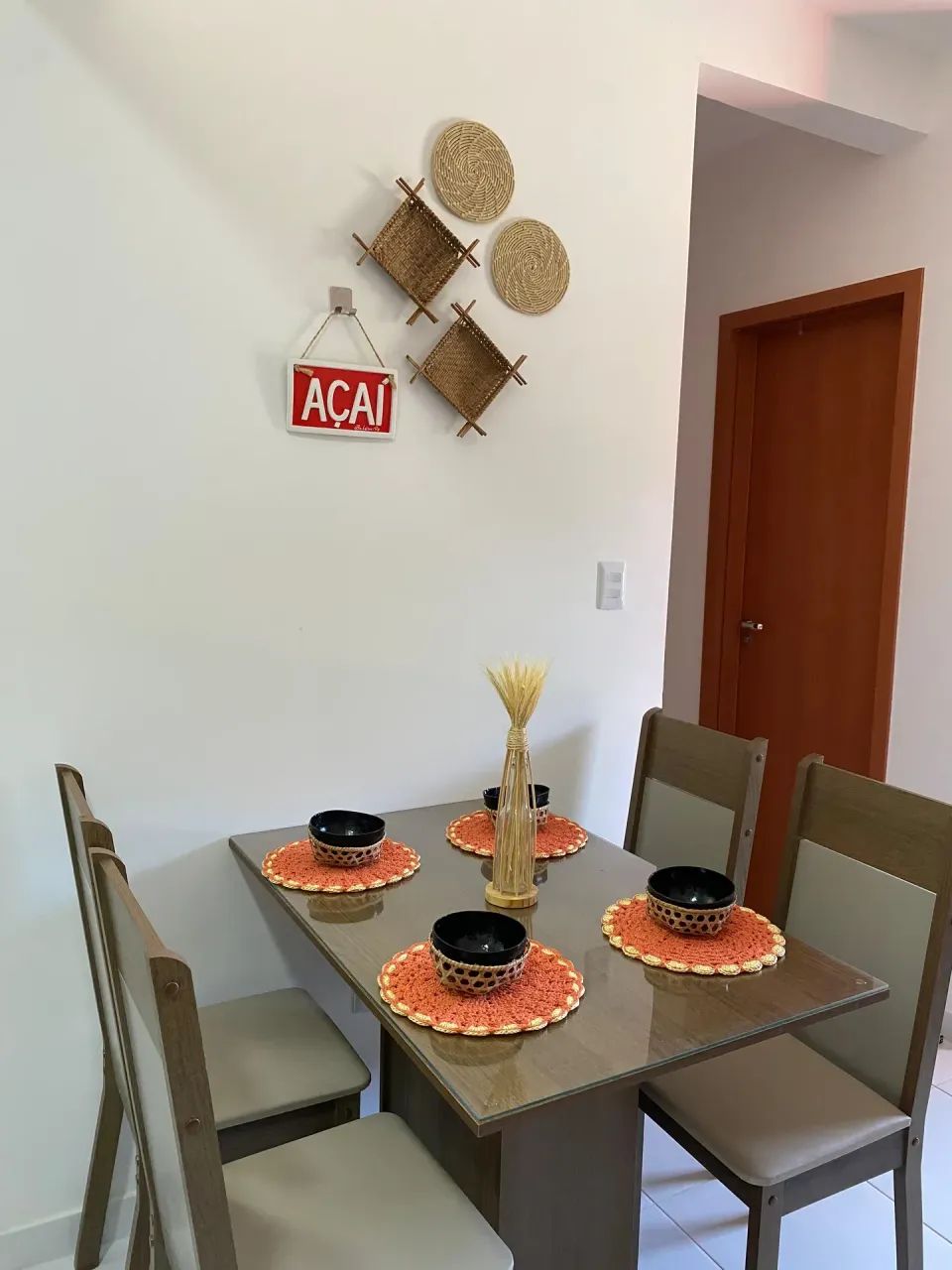 ALUGO LINDO MOBILIADO DE 2/4 SENDO 1 SUÍTE, PRÓXI. A JOÃO PAULO II