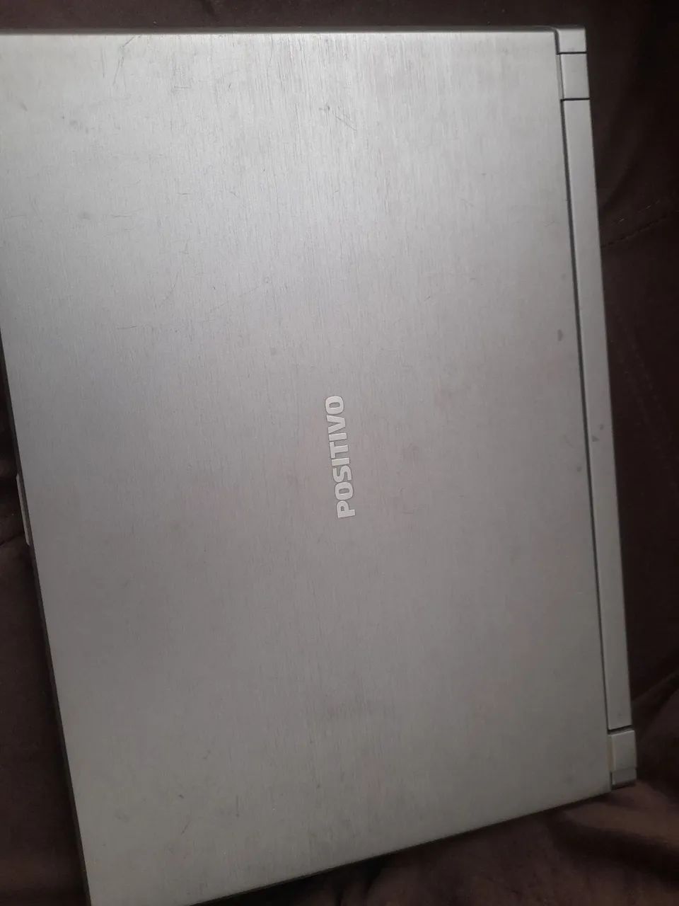 Vende-se notebook semi novo