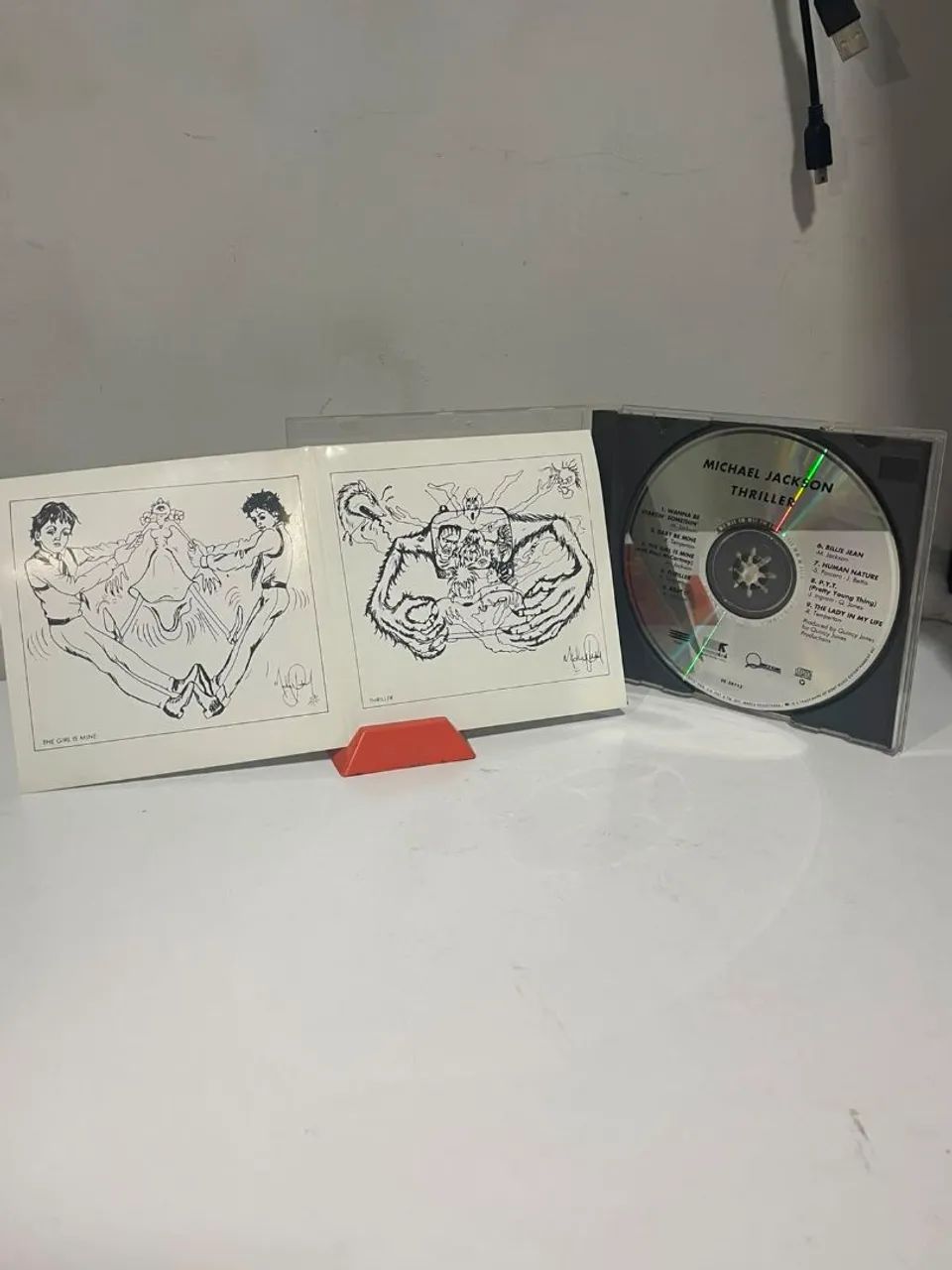 CD Michael Jackson - Thriller - Foto 4