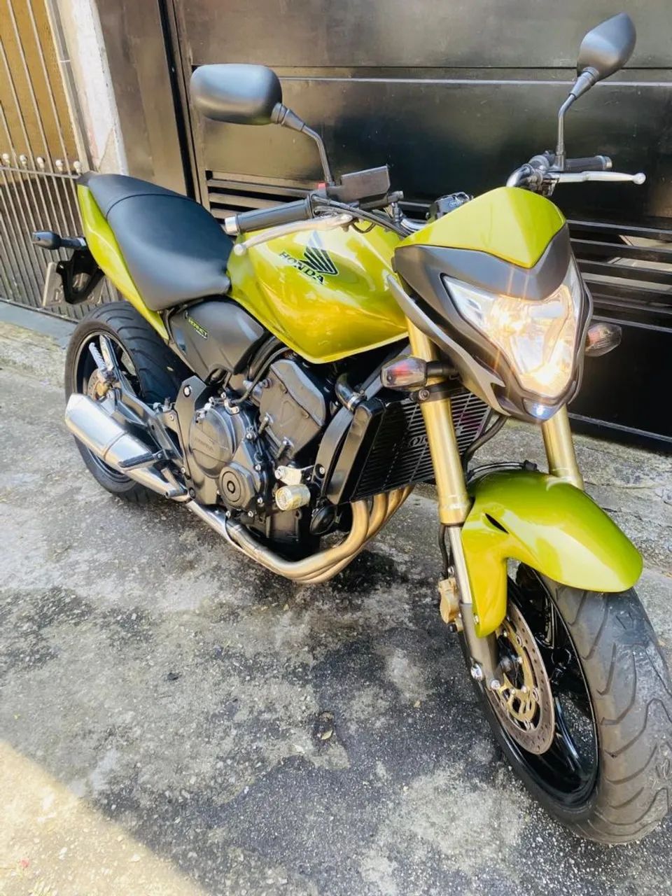 Hornet 600 2011