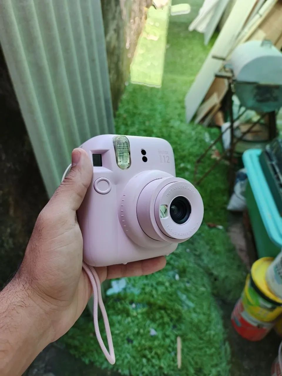 Câmera polaroide instax mini 12