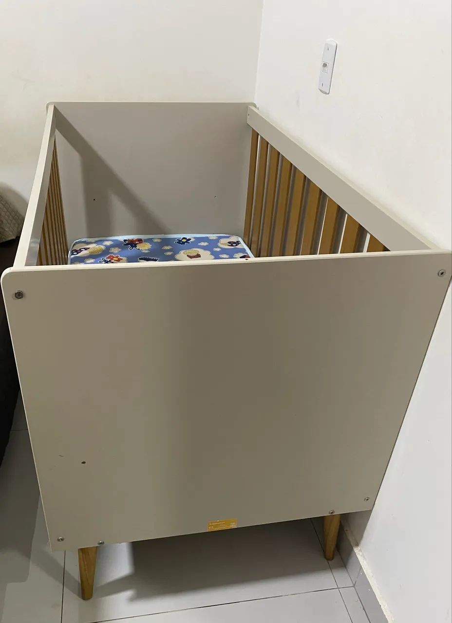 Berço que vira mine cama com colchão  - Foto 2