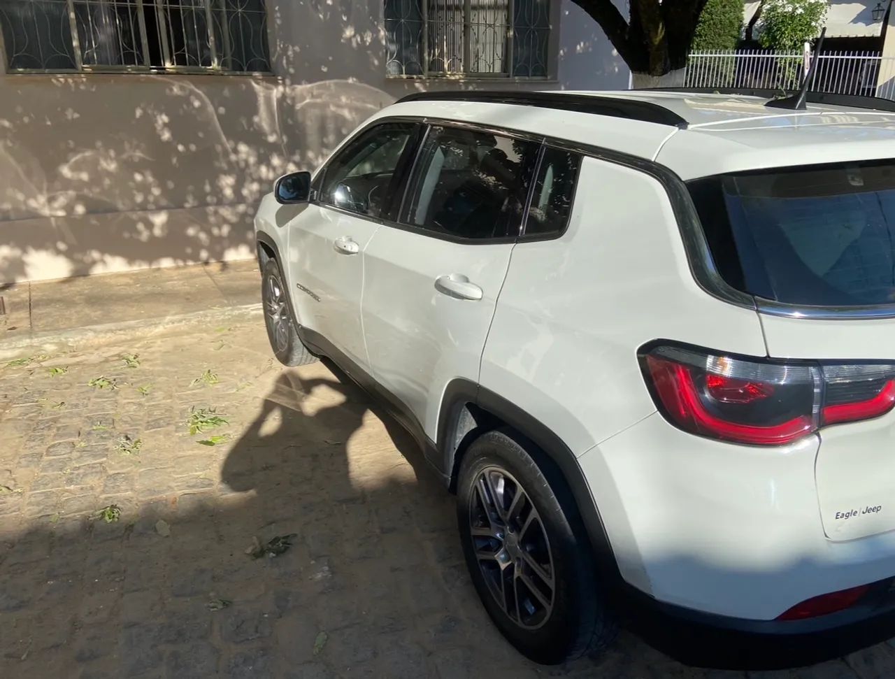 Jeep Compass - Foto 4