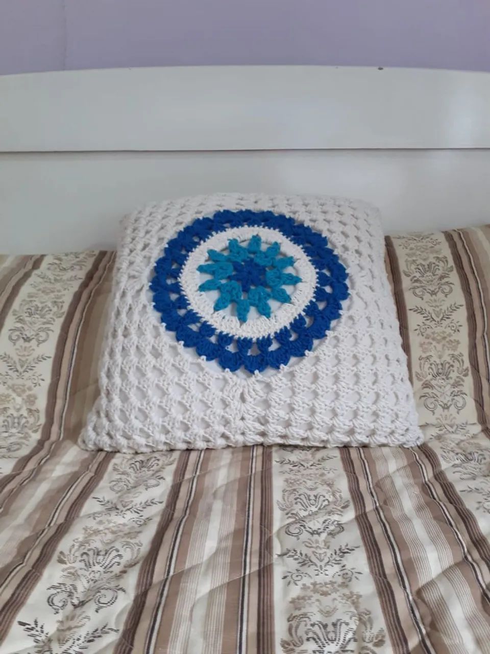 Capa de almofada de crochê  - Foto 3
