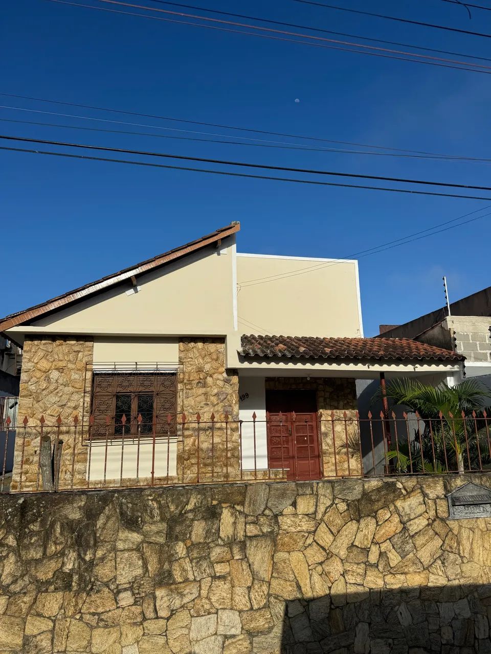 ALUGA-SE CASA PARQUE TARCÍSIO MIRANDA