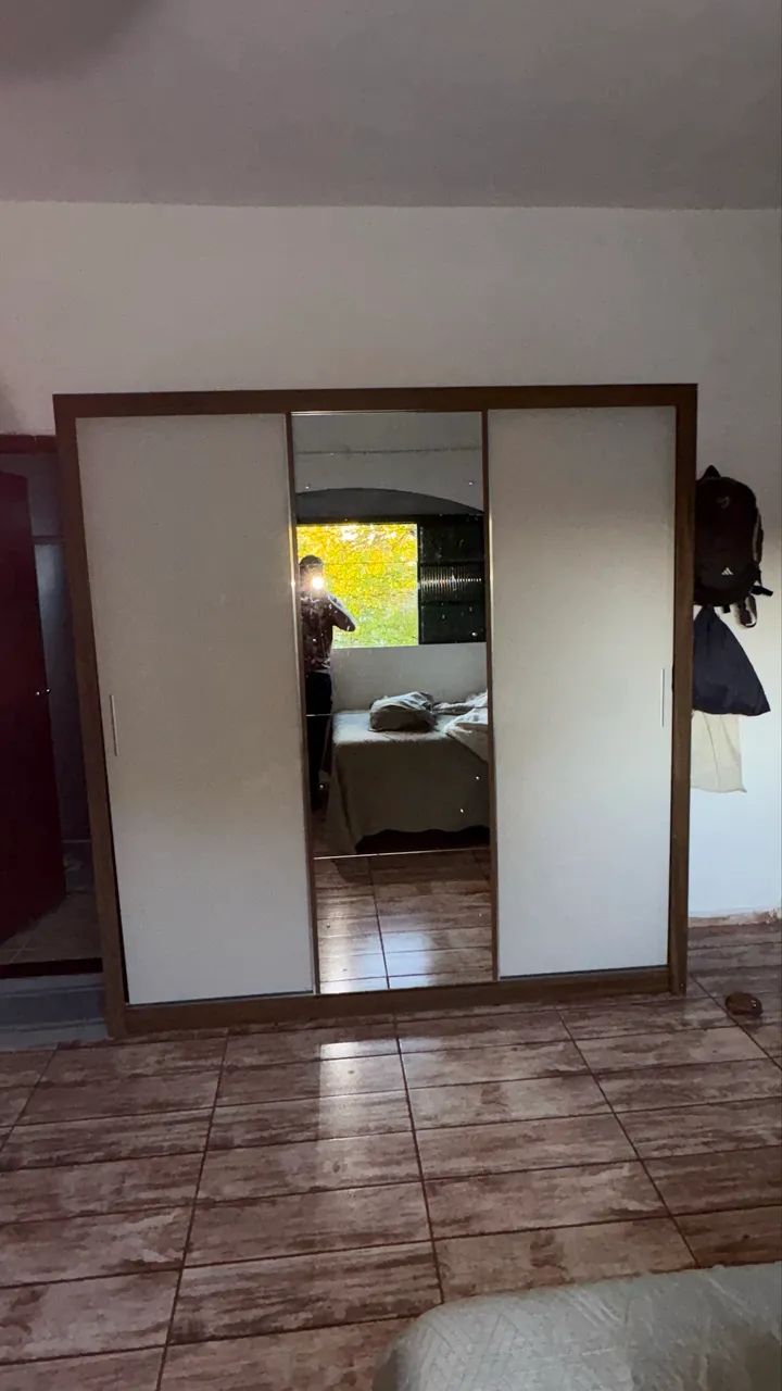 Guarda-roupa Casal com Espelho