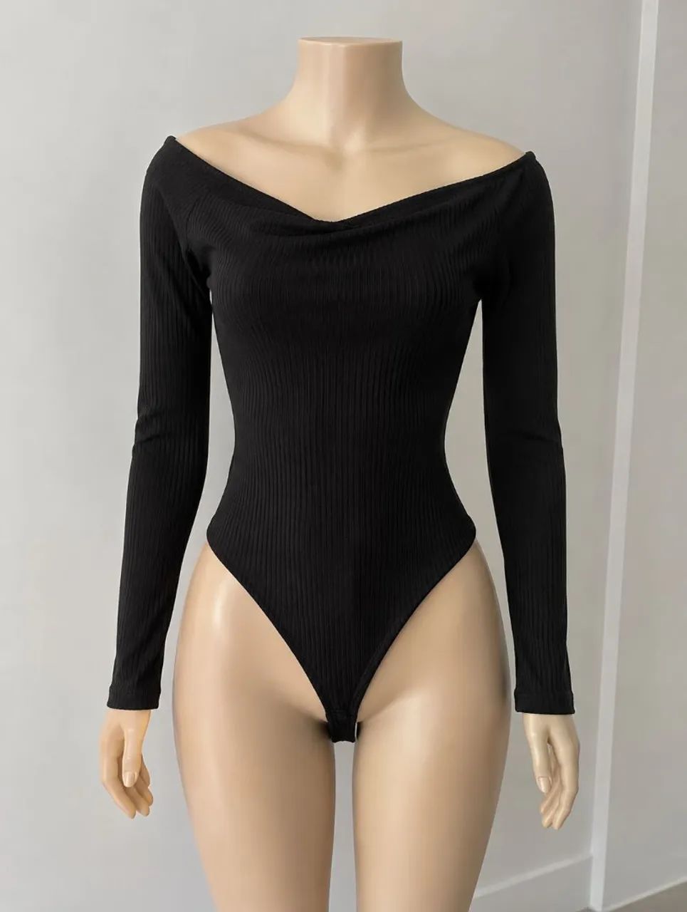 Conjunto feminino preto  - Foto 2