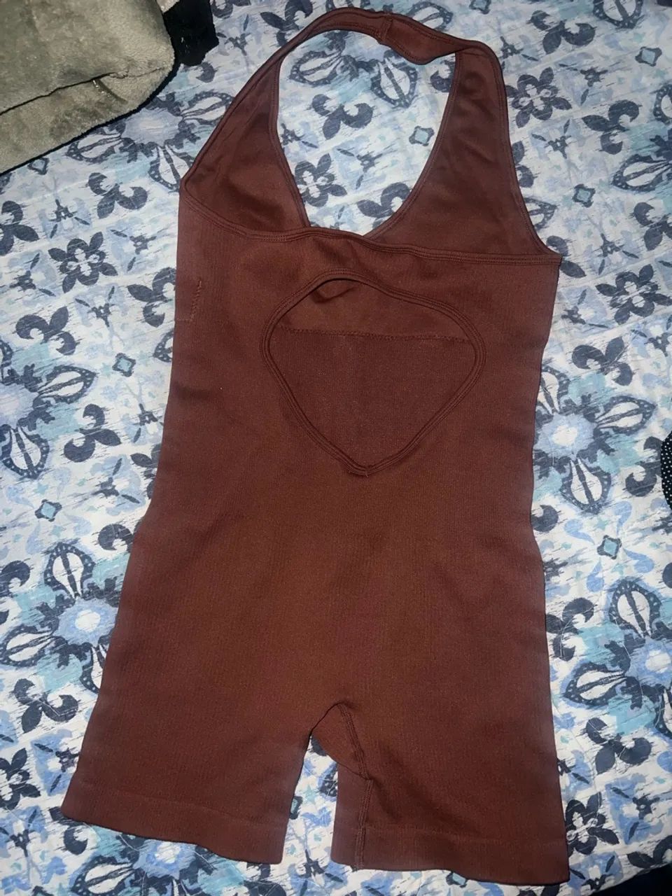 Desapegos de roupas novas e usadas  - Foto 5