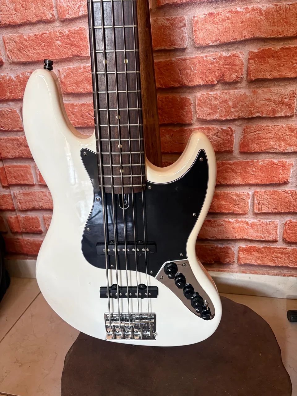 Baixo Sire V3 Marcus Miller  - Foto 4