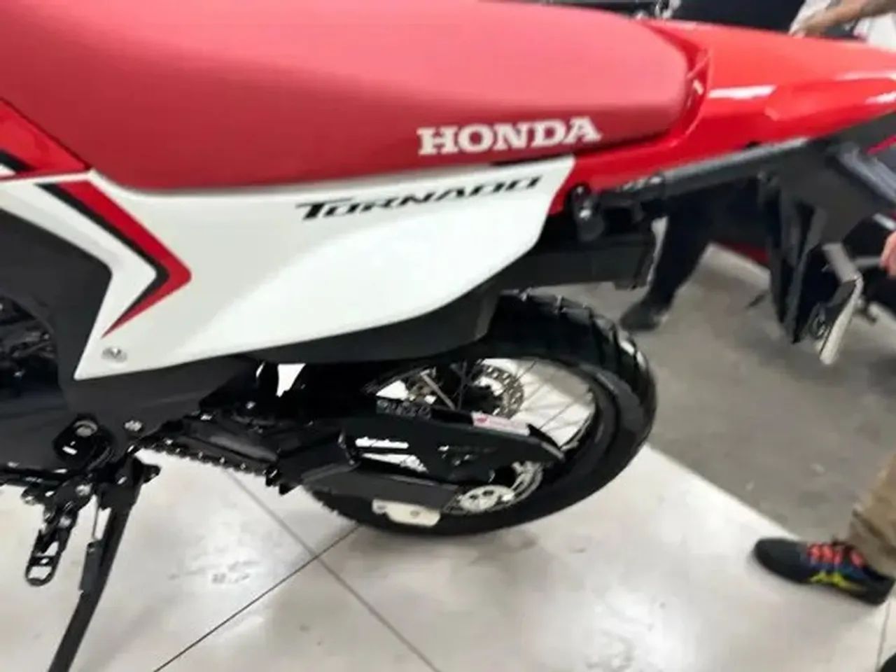 HONDA XR 300L TORNADO - Foto 2