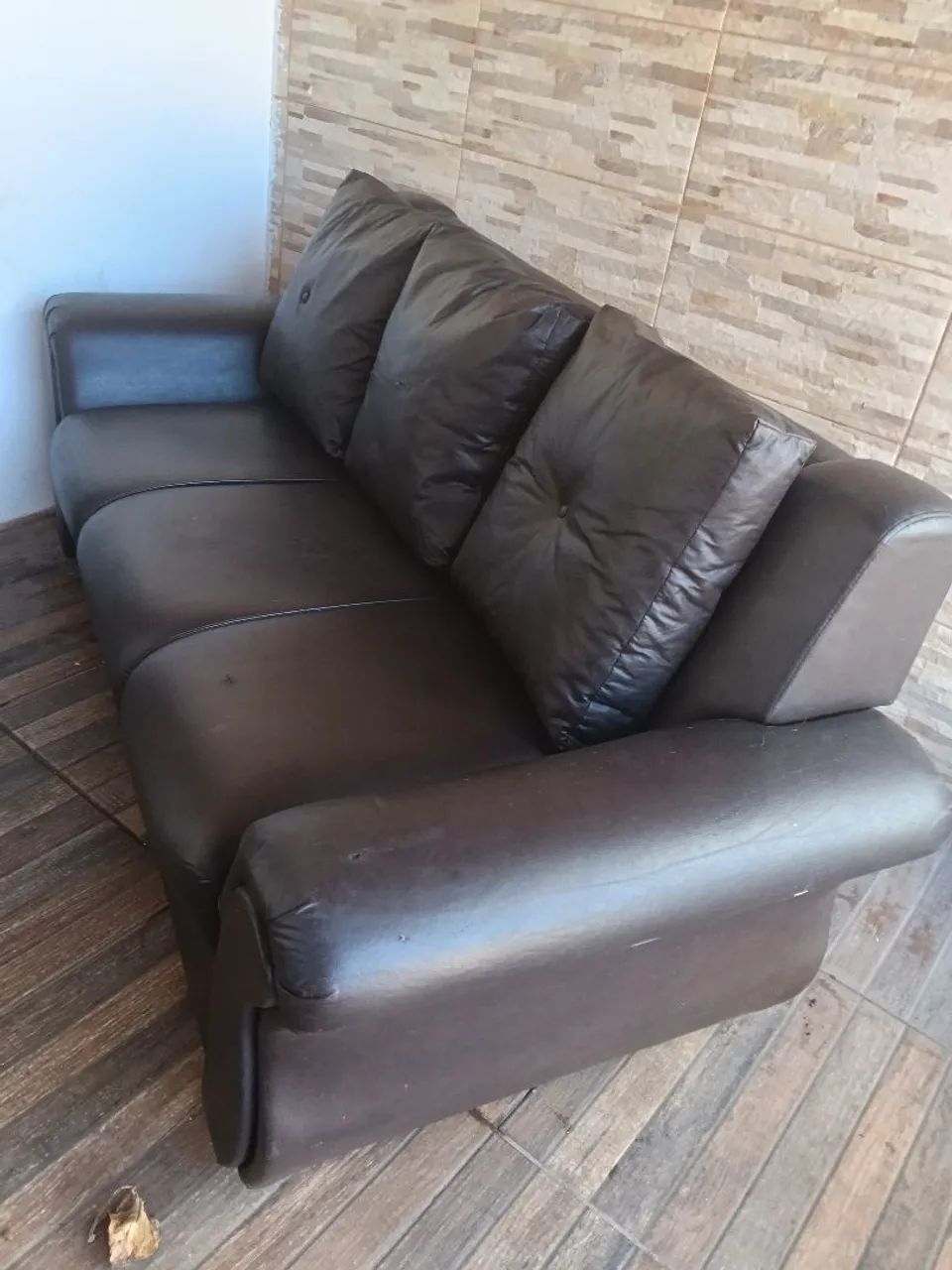 1 Sofá 3 lugares - Foto 5
