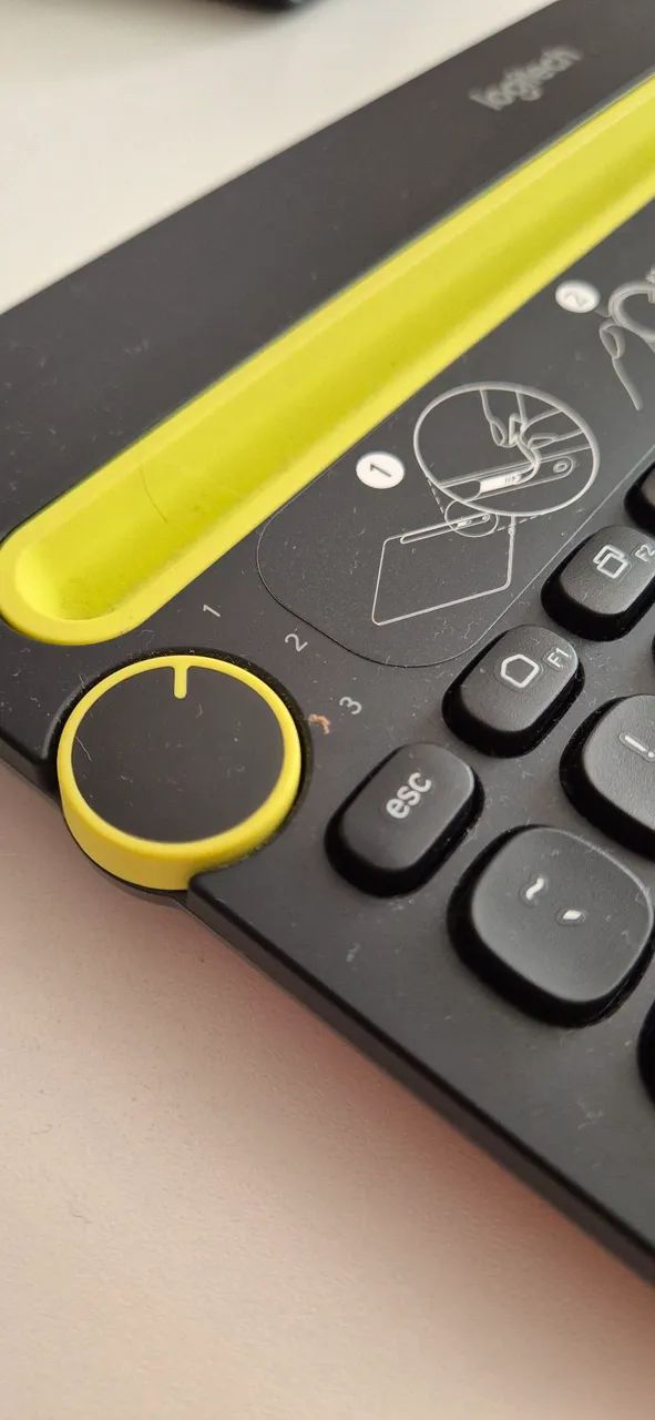 Teclado Bluetooth Logitech K480 - Conecta em 3 dispositivos ao mesmo tempo.  - Foto 2
