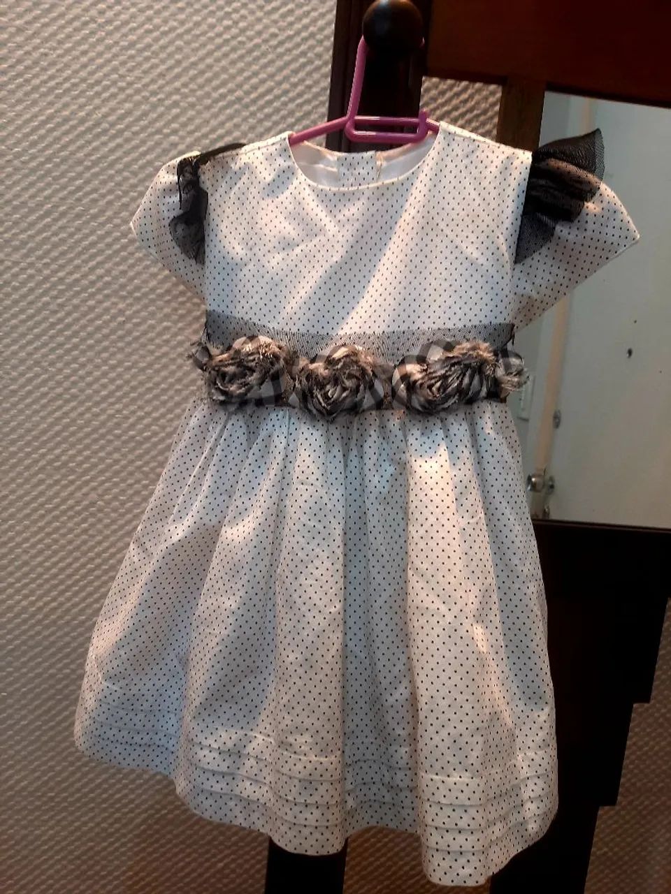 Vestido tecido puro algodão poá preto/branco