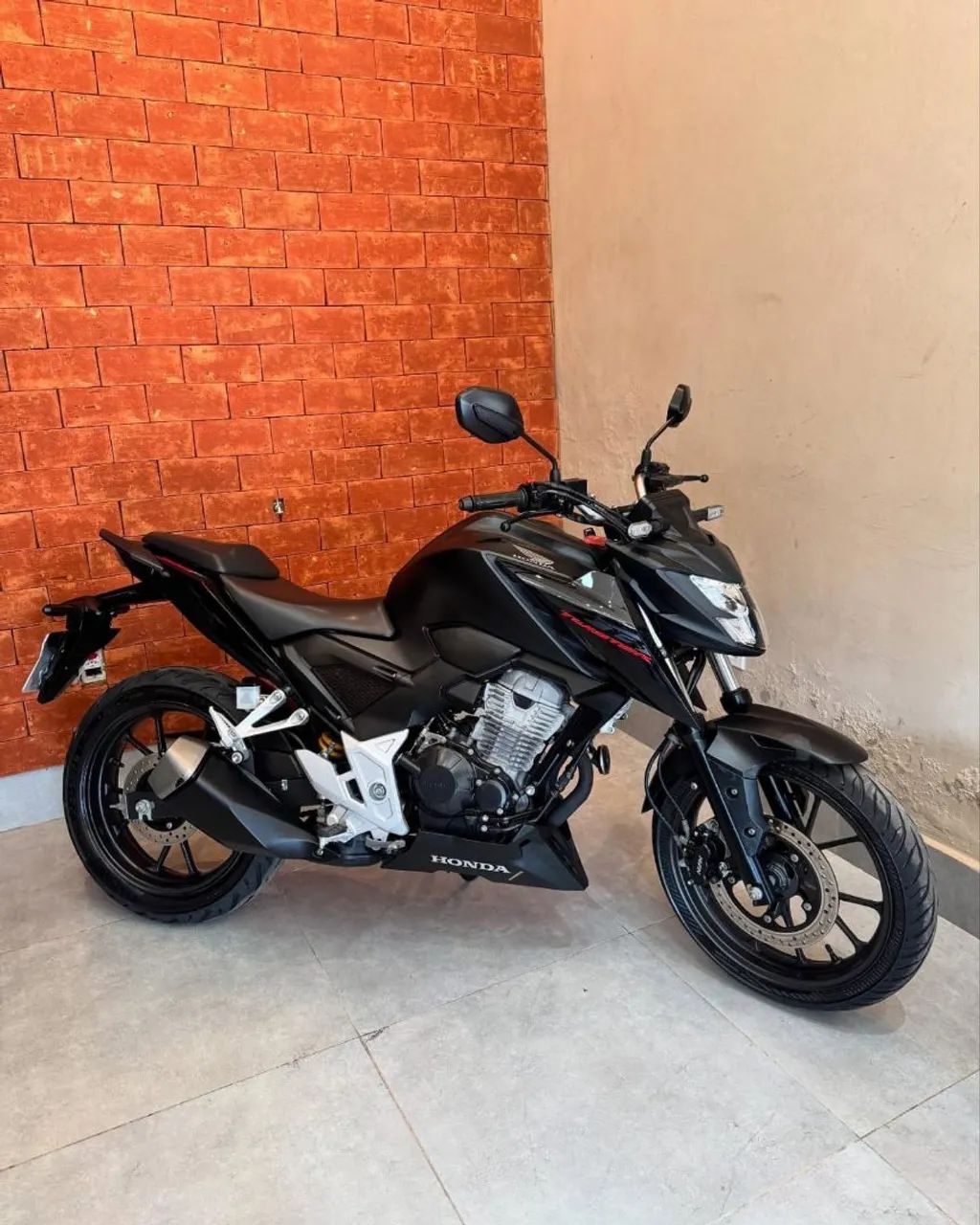 CB 300F TWISTER ABS 2023 - Foto 3