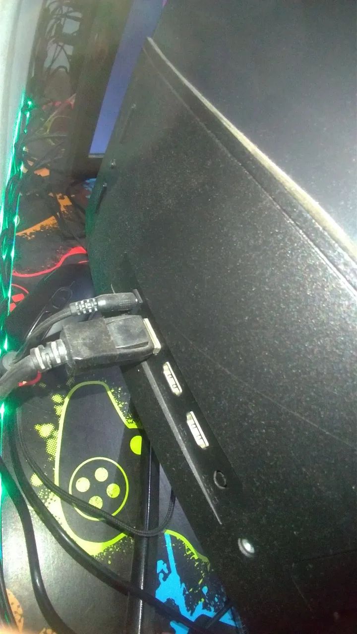 Monitor Warrior MN101 Curvo 1080p 144Hz 24 Polegadas - Foto 3