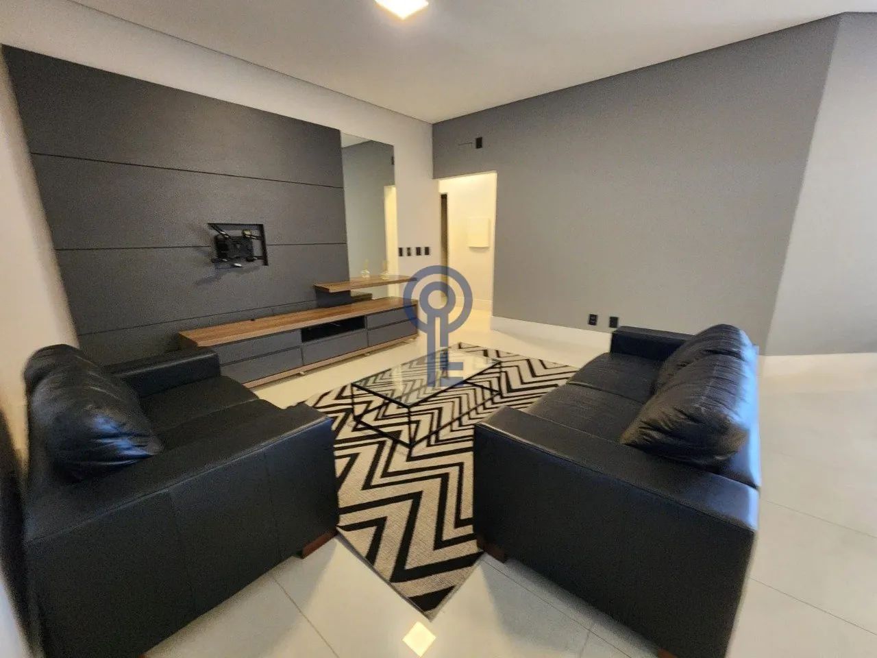 Apartamento com 3 dormitórios em Canasvieiras - Foto 2