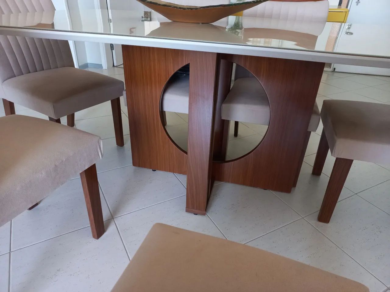 Mesa de jantar  com 6 cadeiras - Foto 3