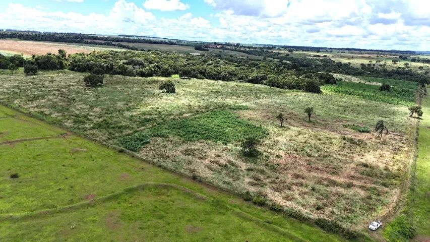  Chácara de 78 hectares em Jaraguari com córrego!! - Foto 2