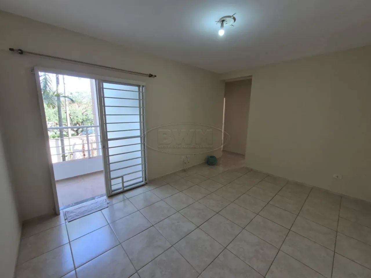 Apartamento à Venda com 3 Dormitórios e 2 Vagas Cobertas.