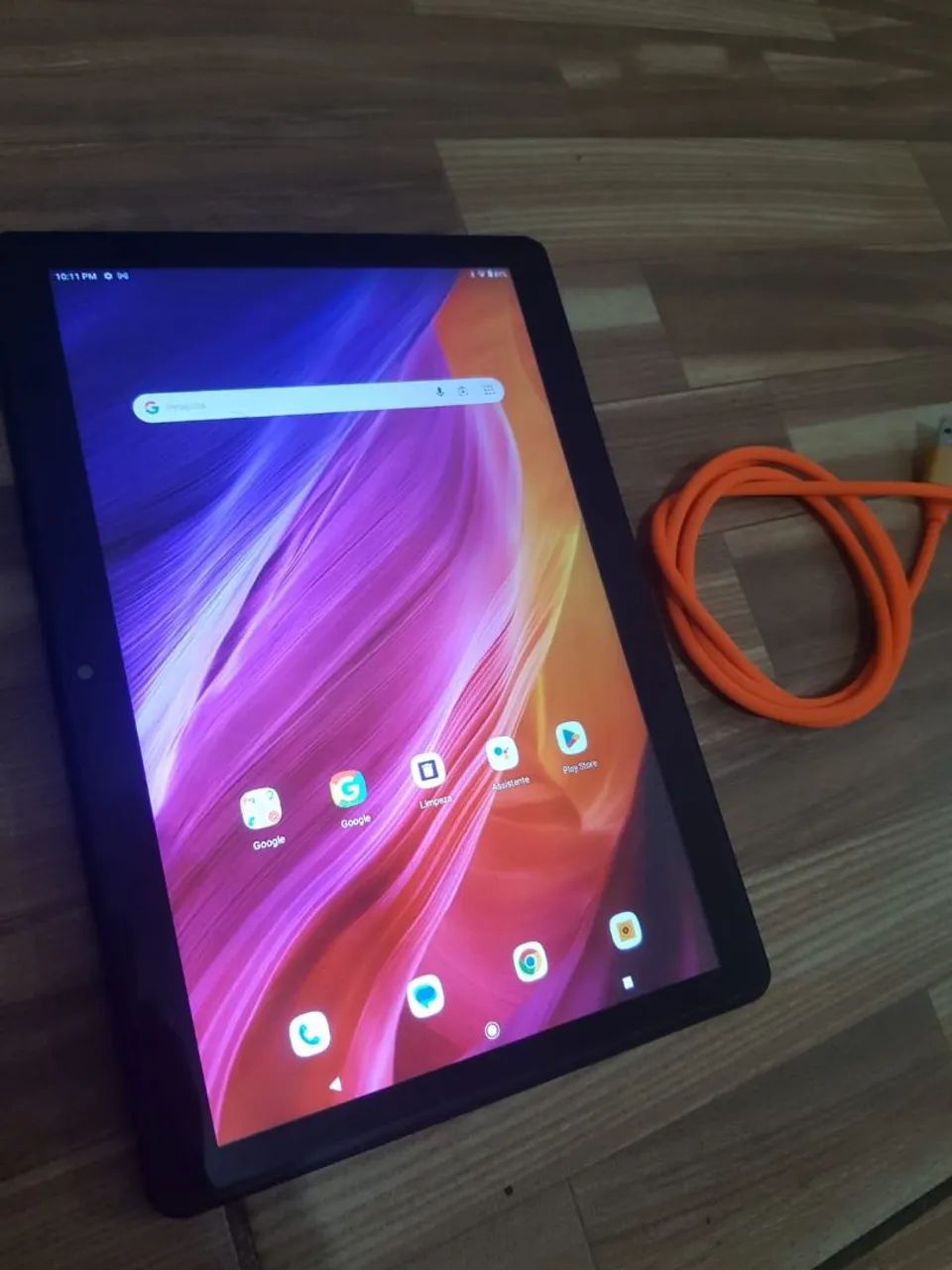 Tablet grandão 32 gigas + capa