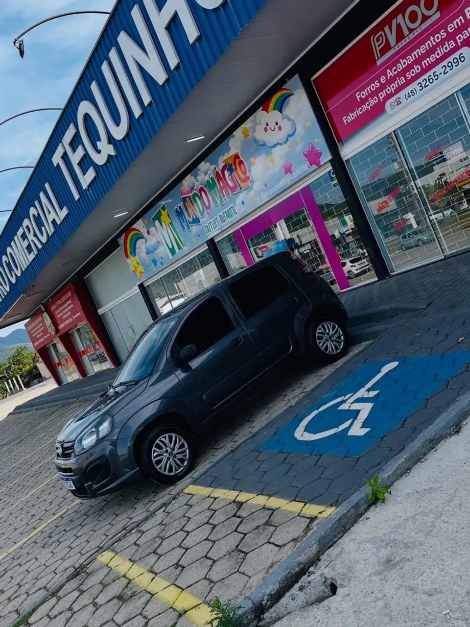 Fiat Uno Attractive 1.0 EVO Fire Flex 8V 5P 2020