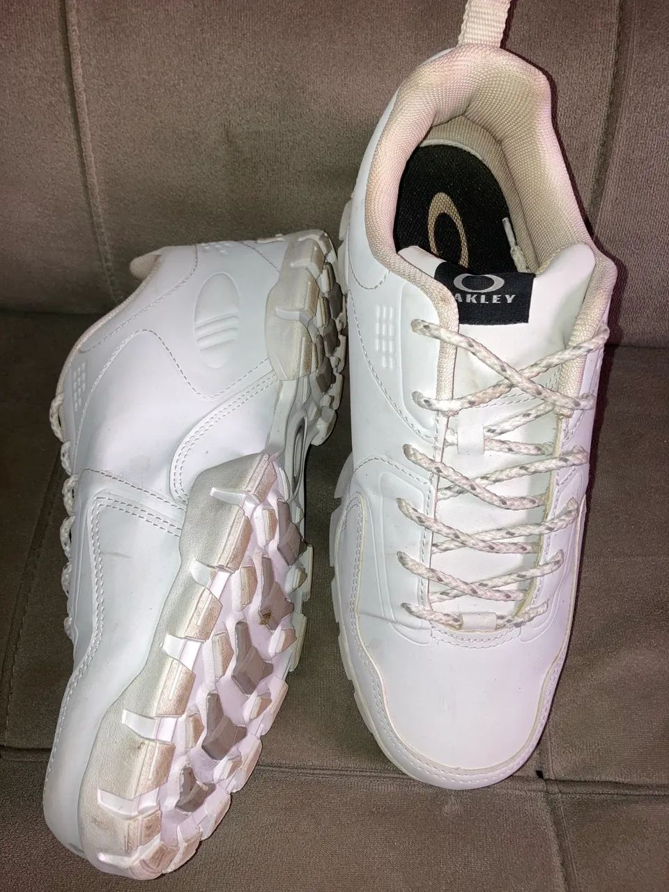 Tênis Oakley Branco Tamanho 44 - Foto 4