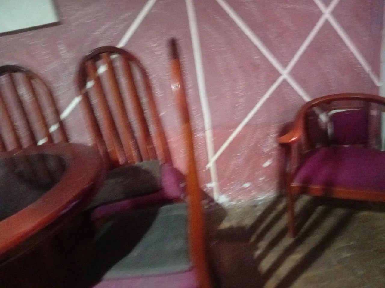 Mesa de Jantar Imbuia Maciça  - Foto 5