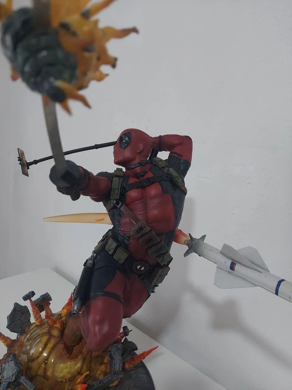 Deadpool exclusivo Sideshow premium format sem caixa  - Foto 5