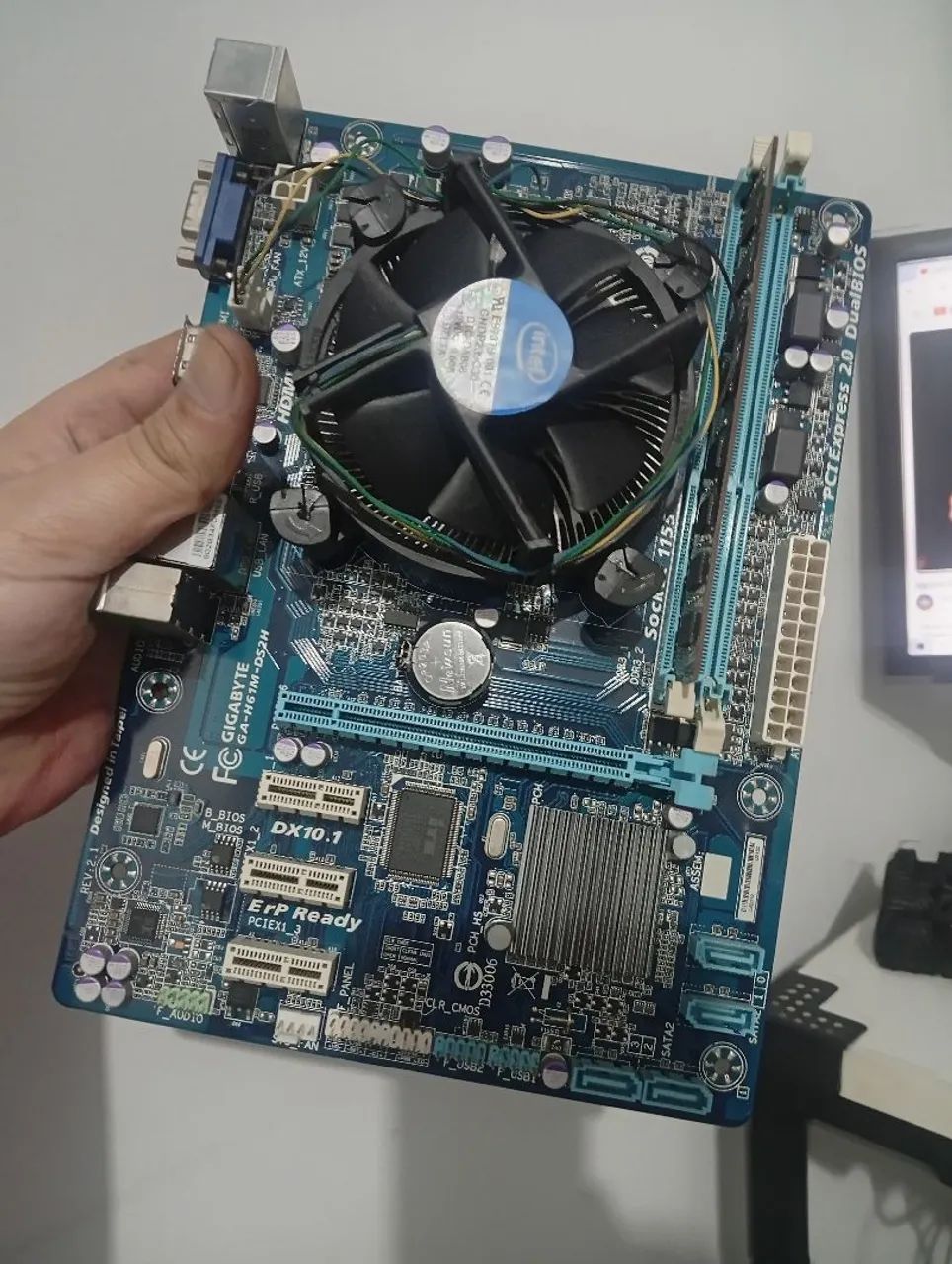  Kit Placa mãe 1155 core 3 ,4 giga