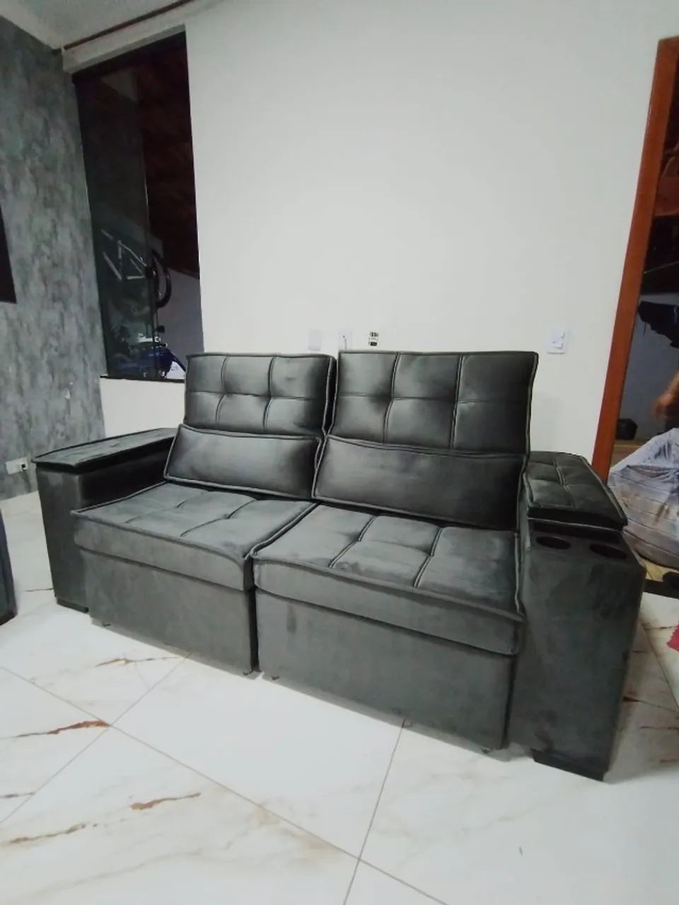 Sofá novo retrátil e reclinável 2m na promocão