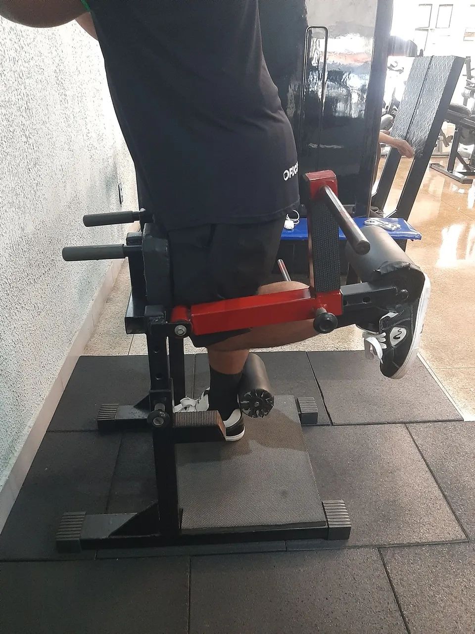 Flexora em pé  - Foto 4