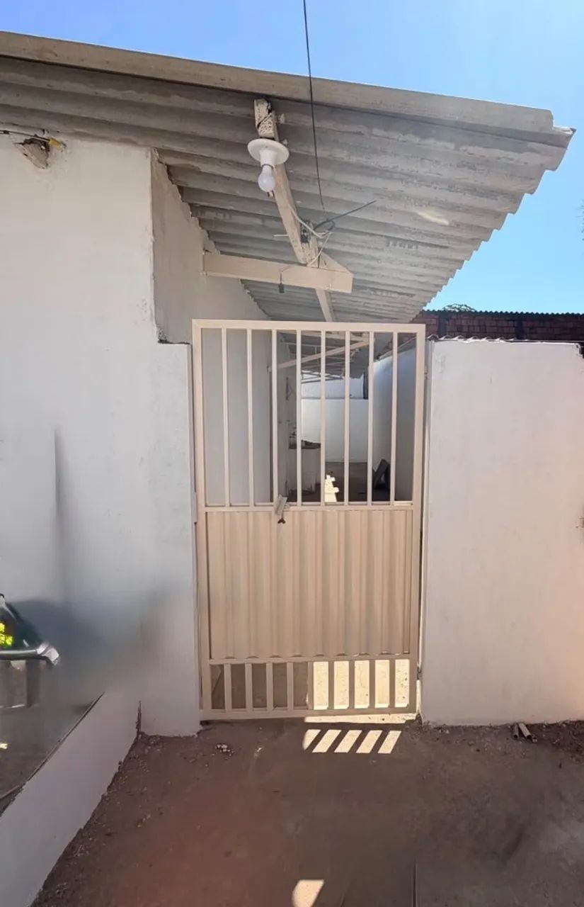 Casa 3 quartos - garagem só para moto - Foto 2