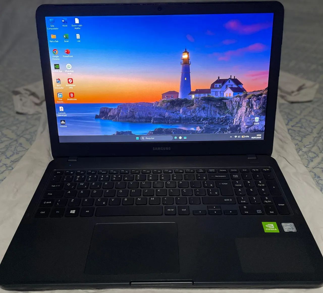 Notebook Com Placa De Video NVIDIA Intel Core ( i5 )