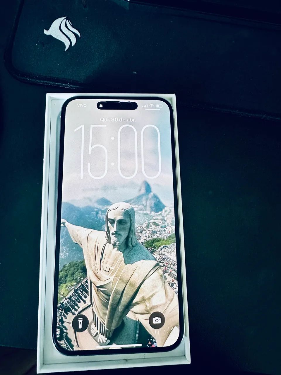 iPhone 15 Pro max (na caixa) - Celulares e Smartphones