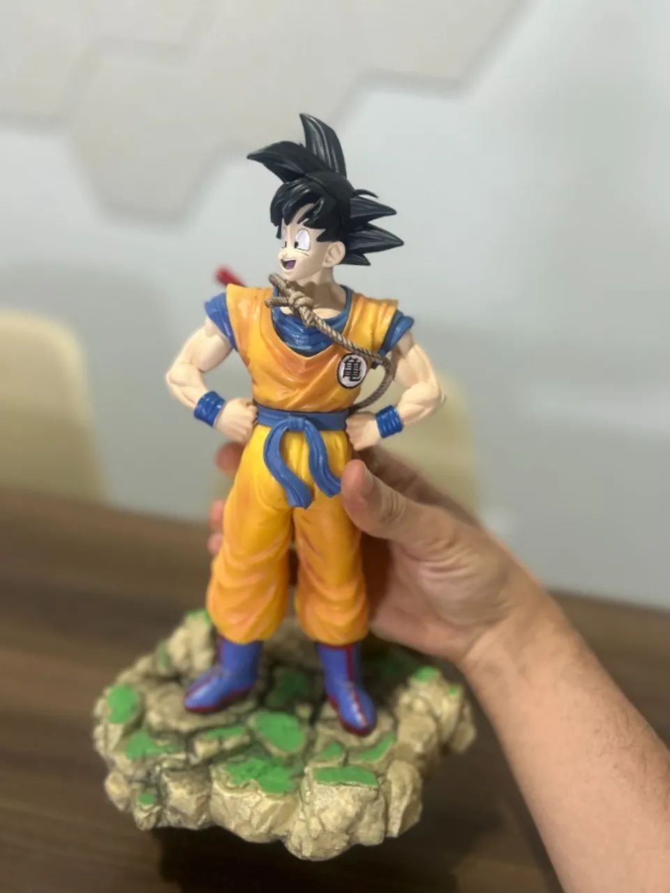 Boneco Action Figure Goku Dragon Ball - 30cm NOVO - Foto 3