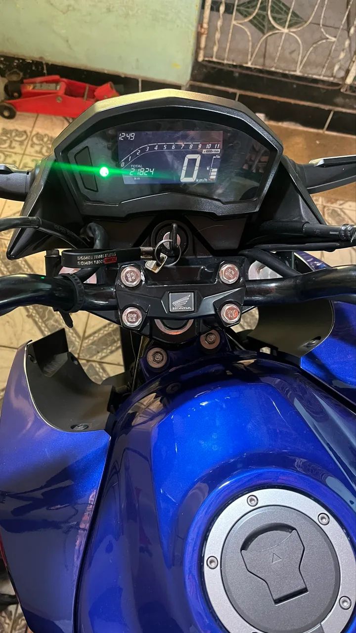 CB 250 TWISTER  - Foto 2