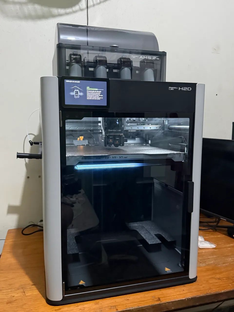 Bambulab H2D + AMS 2 