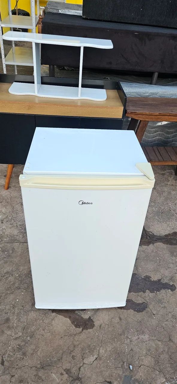 frigobar Midea 110v gelando perfeitamente - entrega grátis  - Foto 2